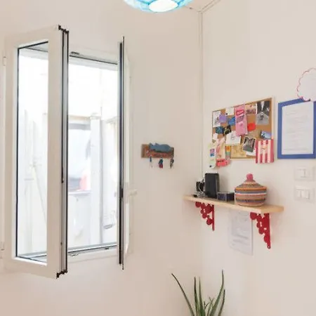 La Dell'accademia Bed & Breakfast Florence
