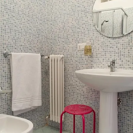 La Dell'accademia Bed and Breakfast